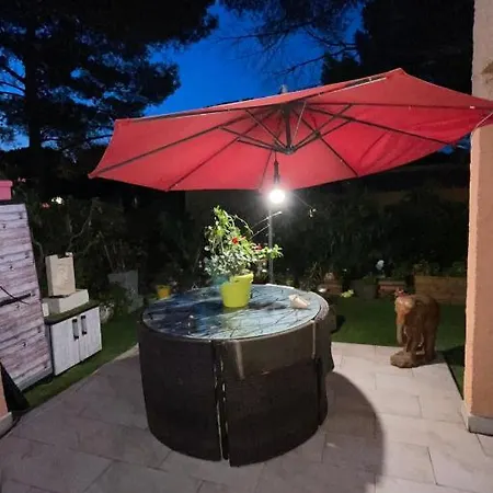 Apartment De Gamme - 45m2 Refait A Neuf En Juin 2024 Avec Tres Grande Piscine Chauffee